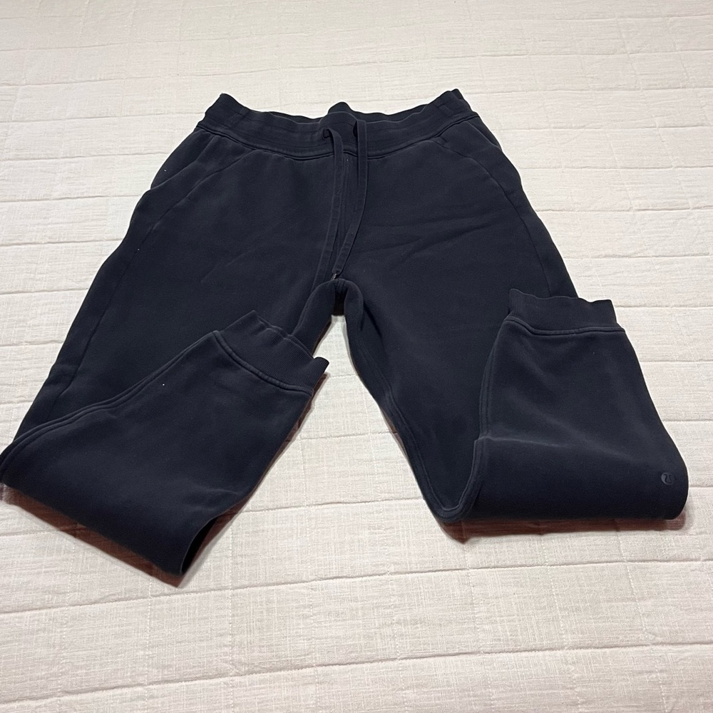 Women’s Lululemon Scuba Fleece Lined Joggers